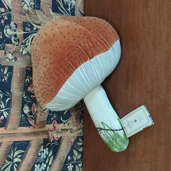John Derian x Target 17”x14” Beaded Mushroom Novelty Plush Pillow Brown New - Picture 3 of 5